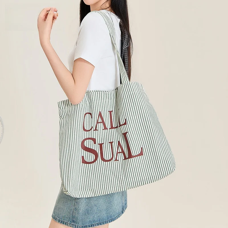 夏の通勤にぴったりなトートバッグは、どう選ぶ？