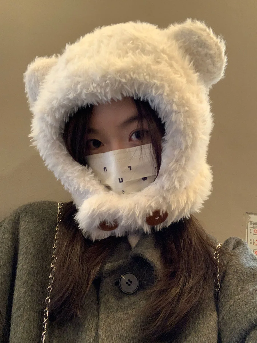 可愛いニット帽をどう選ぶ？クマのデザインが心を癒す秋冬の定番アイテムとは