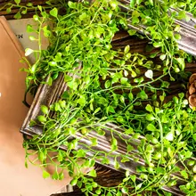 壁掛け装飾用フェイクつる植物【葉付きバスケット・インテリア装飾用】