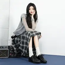 女性用ブラックレーシングシューズ【軽量・春用・カジュアルスポーツ】