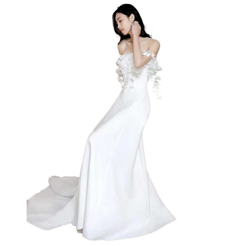 結婚式に着る母親のフォーマルドレスはどう選ぶ？デザインと価格のバランスが鍵