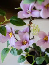 テーブル用のリアルな造花アレンジメント【高級感あふれるインテリア・卓上装飾用】