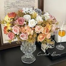 フレンチレトロな造花ローズの小さな花束