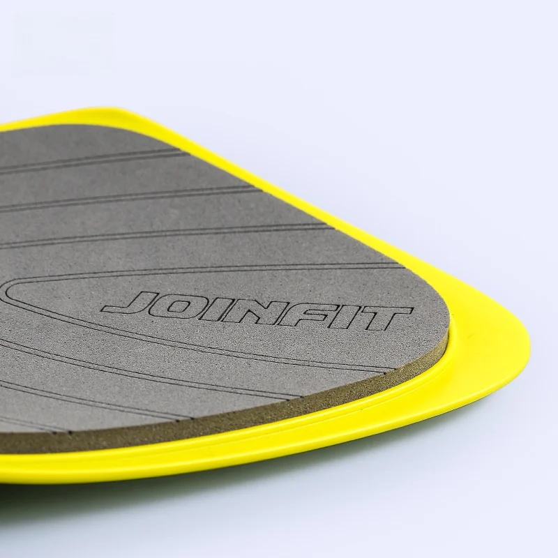 Joinfit スライディングボード：家庭用足部トレーニング器具の実用性と効果解析