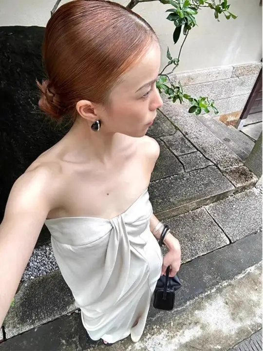 魅力的なプリーツビスチェワンピース【フランススタイル・フィット感・ロング丈】