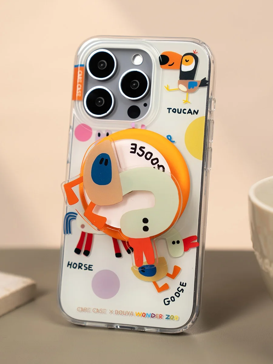 かわいい動物デザインのスマホケースはマグネットスタンドで実用性を実現