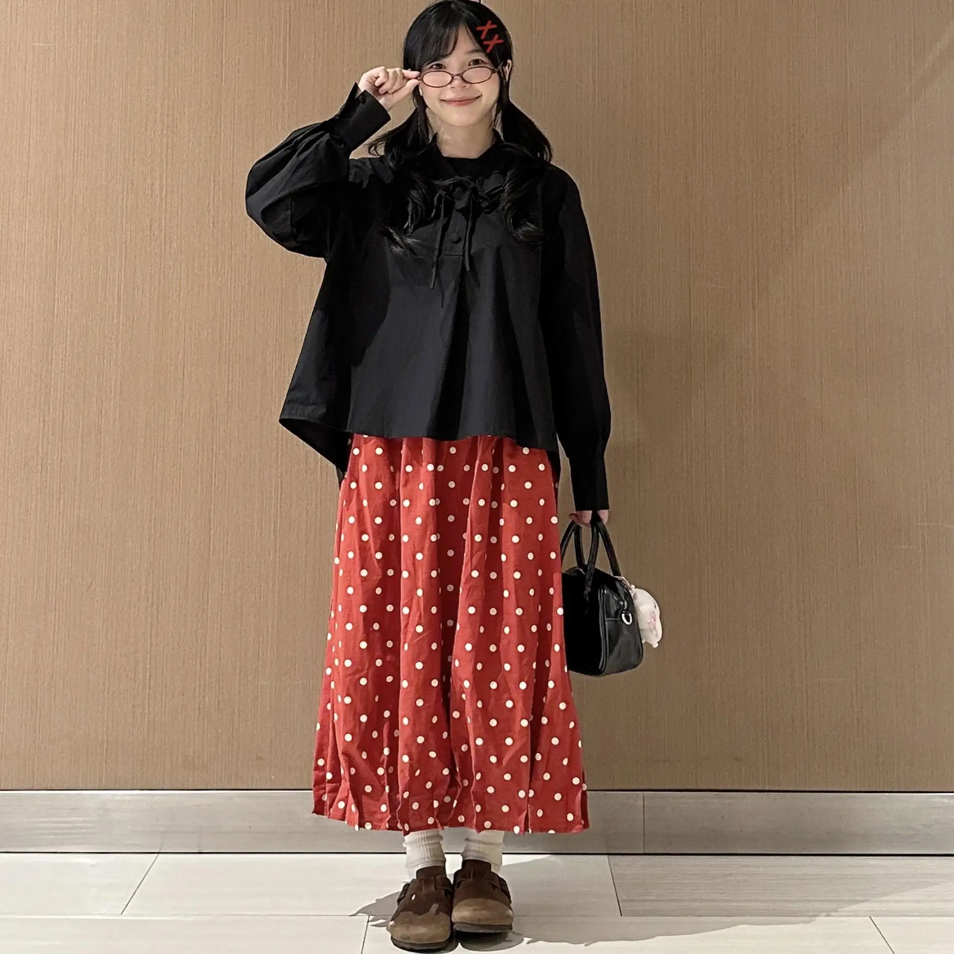 復古スタイルのドット柄花苞スカート【ウエストゴム・中丈・秋用・シワ加工】