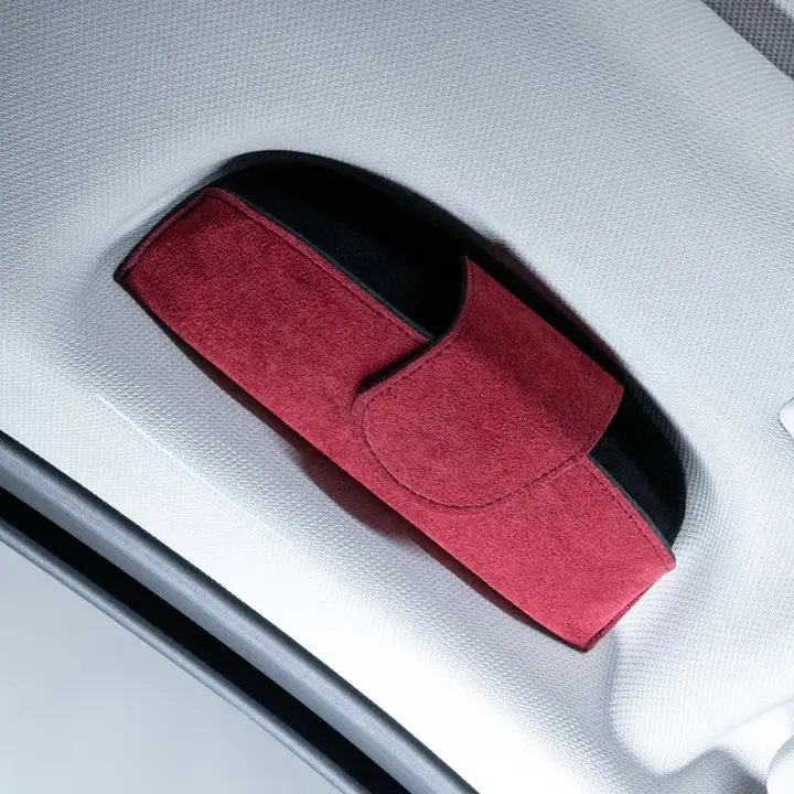 車用 磁吸眼鏡ホルダー【実用的な収納・車内装飾用】