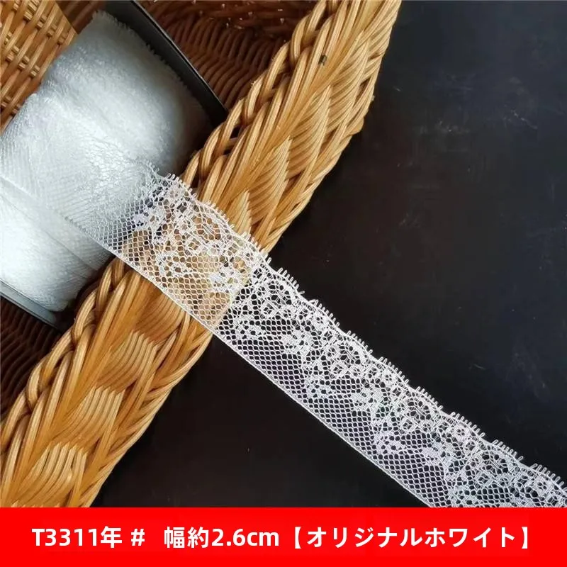 DIY蝶番の作り方：柔らかで繊細なレース花飾りの実際の使い方と完成イメージ