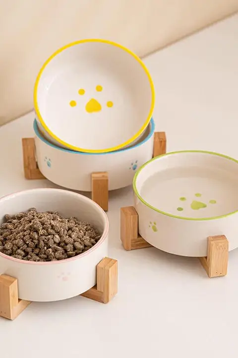 猫用陶器食器【 cuello 保護・防打翻】