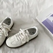 厚底デザインのレトロスタイル スニーカー【春夏用・カジュアル・ホワイト】