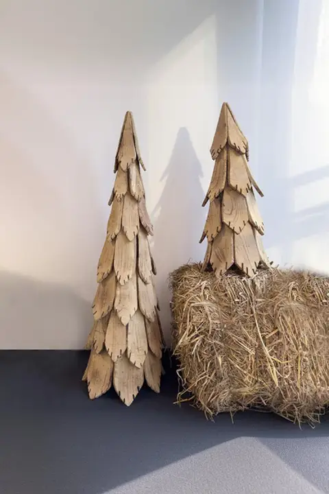 クリスマスツリー 木製 木片 ハンドメイド 床置き 大型 オブジェ 侘び寂び 上品 インテリア 飾り付け