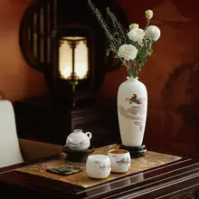 高級感あふれる中華風花瓶【飾り用・デザイン花器・金彩仕上げ】