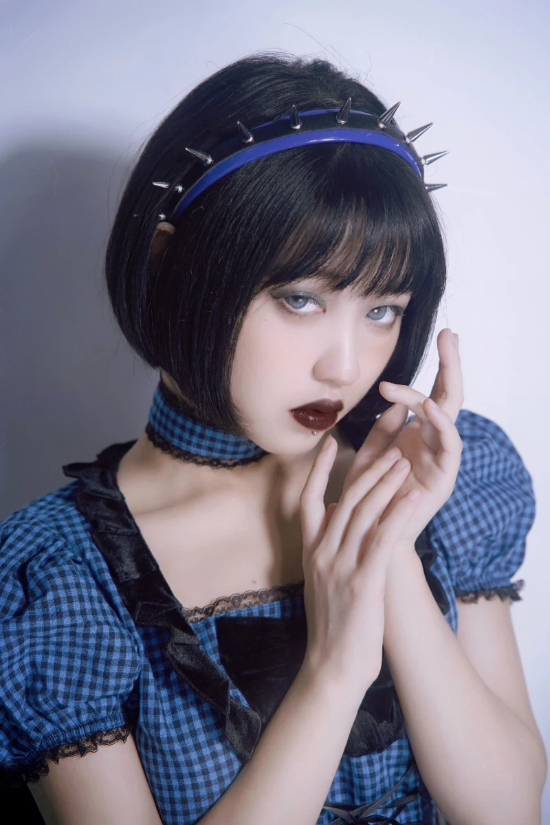 かっこいい 超ベリーショートヘア に合うヘアバンドは？リアルな選び方と使い方を解説