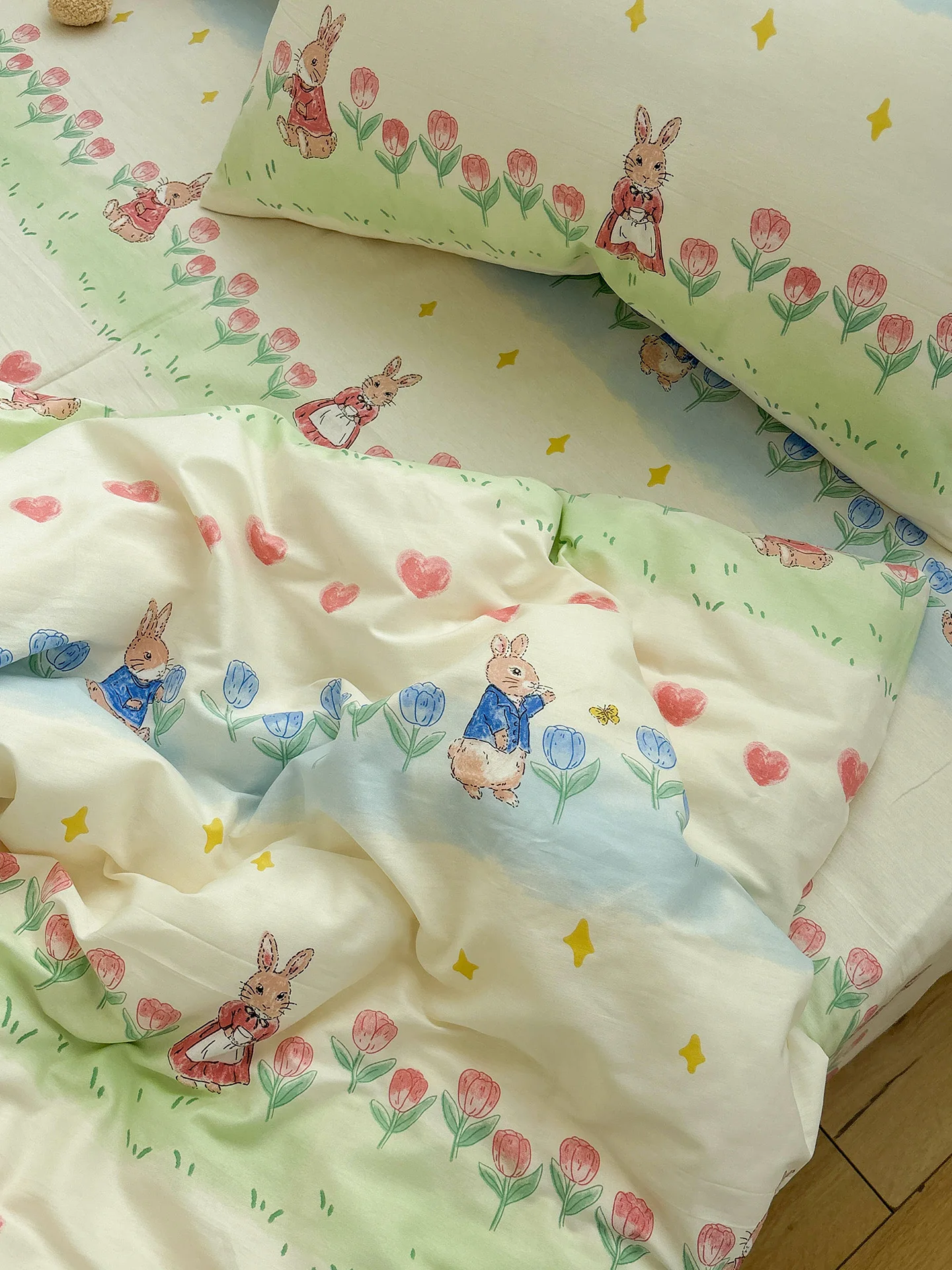 茶園うさぎデザインの純綿四点セット：四季通用のベッドシーツカバーに最適な実用性とは