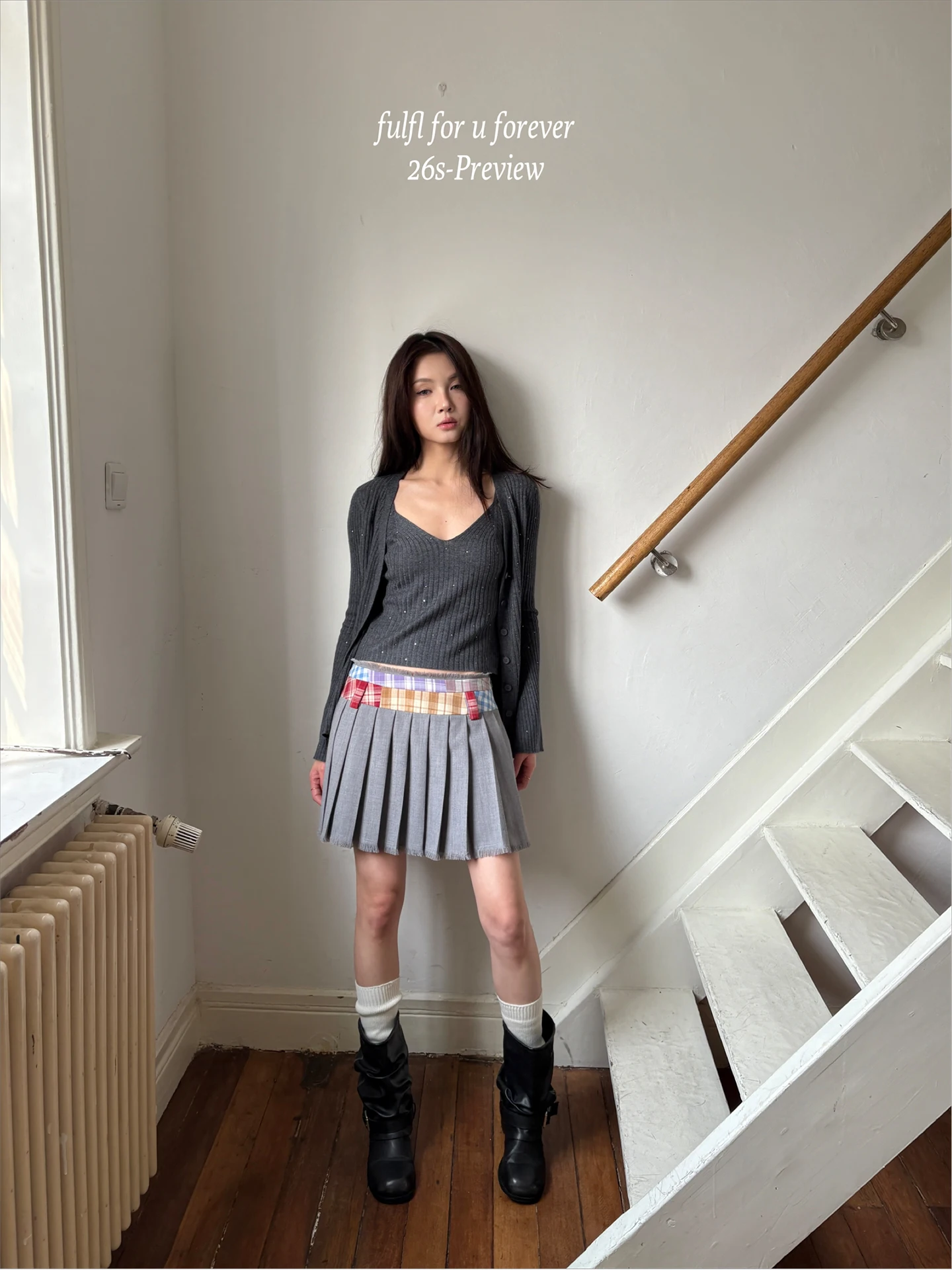 4月に大学生が着るべき服の種類は？学院風の半袖シャツとチェック柄スカートがベストな理由