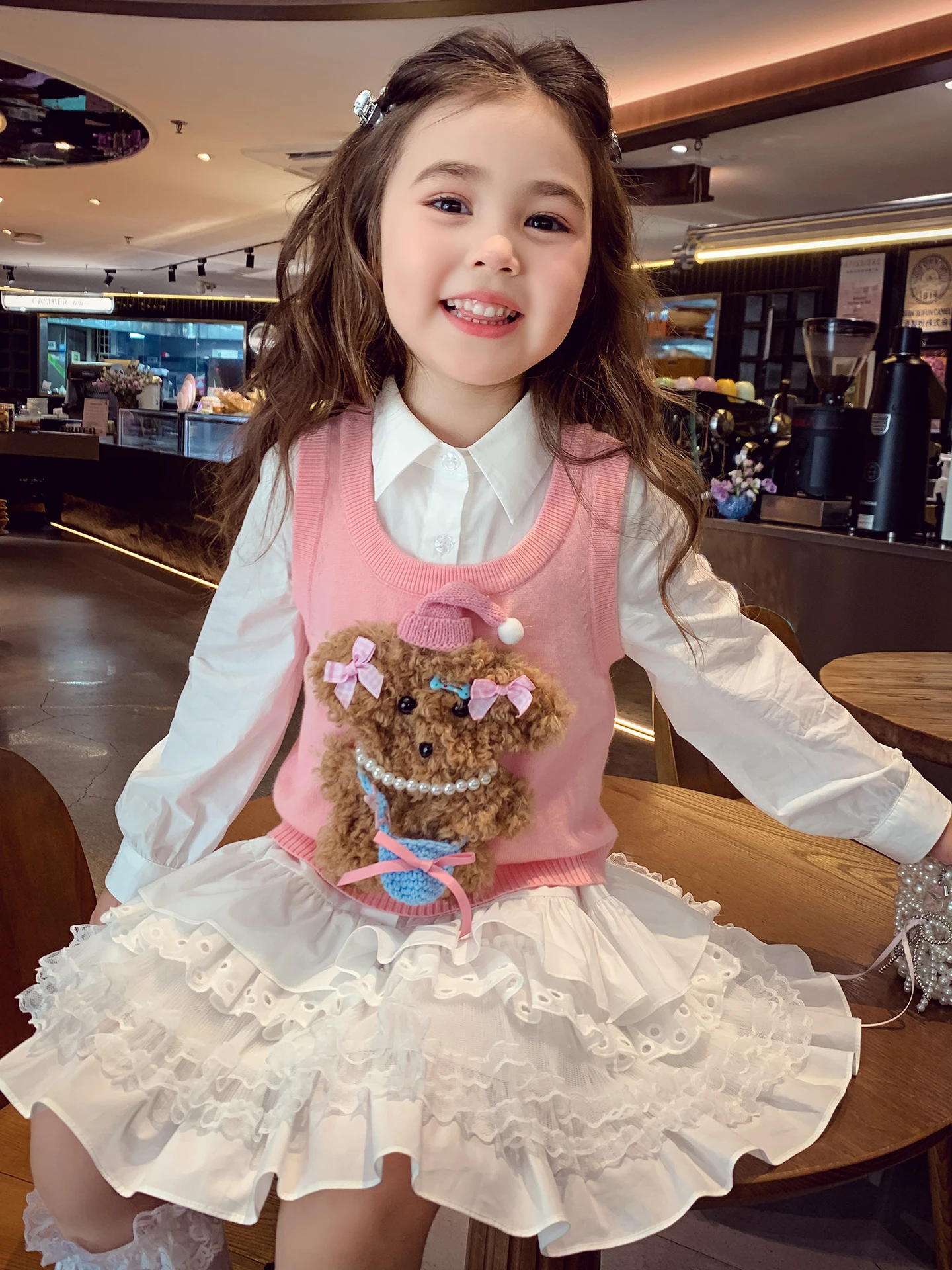 4歳の誕生日プレゼント 女の子 どう選ぶ？おもちゃより「着る」ものに価値がある理由