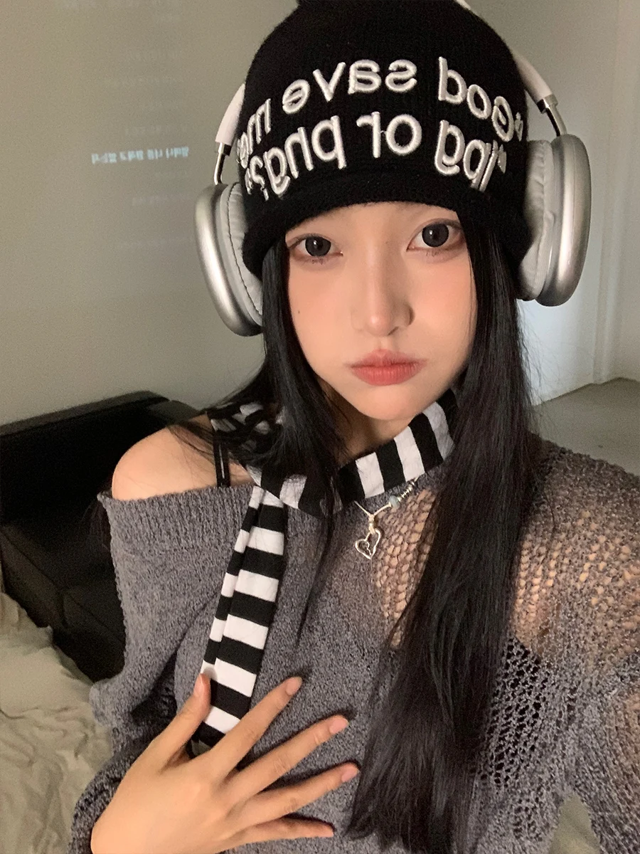 ニット帽 ロゴ 向き は本当に似合わない女に勧められるのか？