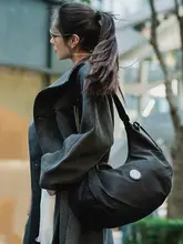 ユニセックス 斜め掛けバッグ【通勤・外出用・軽量・便利】