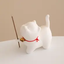 可愛らしい陶器製の猫デザインのお線香立て【灰が落ちにくいトレイ・デスク用】