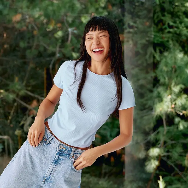 夏用女性用短袖Tシャツ【吸湿速乾・クール感・スリムフィット・フロントプリーツ】