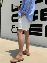 快適な白色ショートパンツ【カジュアル・膝下丈・ストレートデザイン】