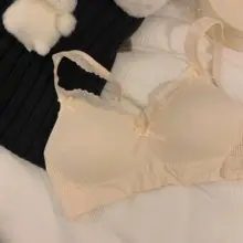 ローズレースのノンワイヤーブラジャー【極上の柔らかさ・小胸向け・甘美スタイル】