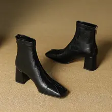 フランス風レトロエラスティックブーツ【ソフトレザー・ハイヒール・太ヒール・ショートブーツ・ミルクホワイト】