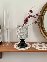 エレガントな刺繍レースの円形マット【フランス風・花瓶用・テーブルコースター・撮影用小物】