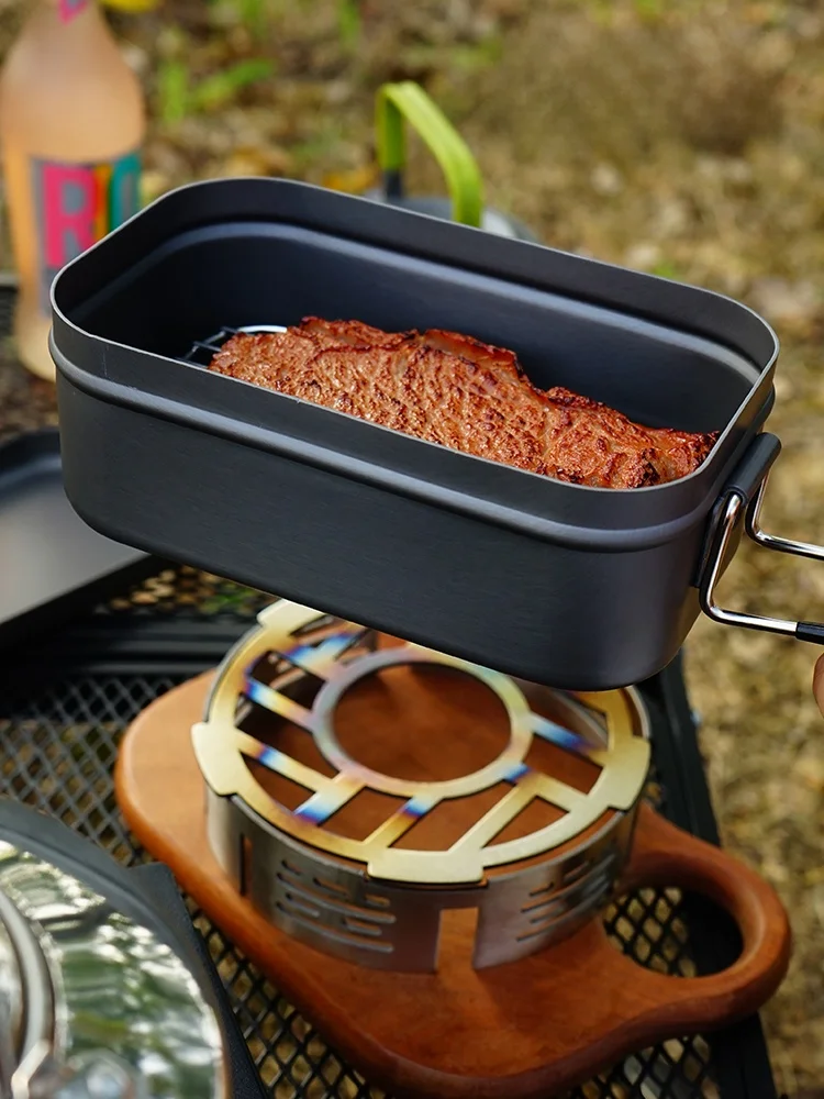 キャンプ寒さ対策に最適なアウトドアカセットコンロ用風防カバーの実用性と性能解析