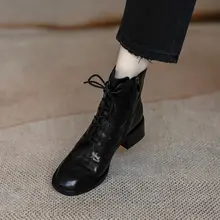 トレンドのレディースレースアップショートブーツ【ソフトラムスキン・太ヒール・英倫風】