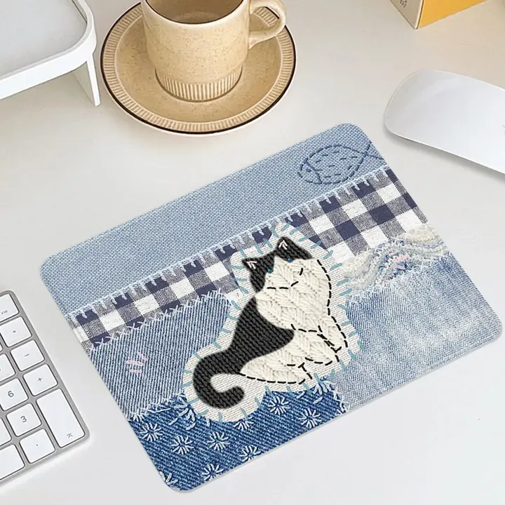 デニム素材の猫デザインノートパソコンケース【女性用・MacBook AirやMateBookに対応・おしゃれな収納バッグ】