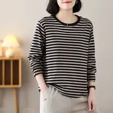 ストライプ柄 レディース Tシャツ【大きいサイズ・丸首・長袖・ルーズフィット】
