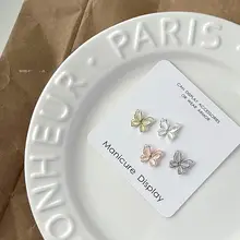 立体猫眼デザインのネイルアート用装飾パーツ【蝶モチーフ・合金製・華やか】