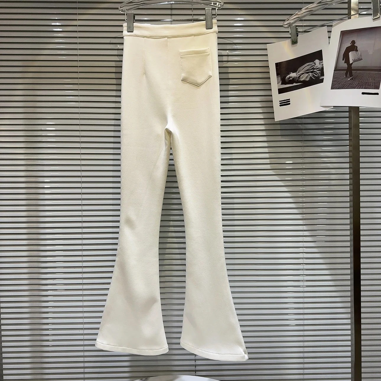 2026年レディースパンツのトレンドは？「スリムフィット・マリーゴールドパンツ」がなぜ今、女性の日常に必要なのか？