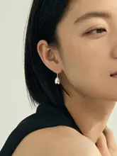 フランス風レトロ水滴イヤリング【純銀・クラシックデザイン・軽やかでシンプル】