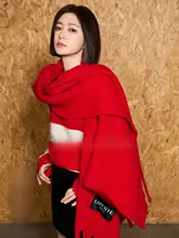 羊毛とカシミヤのフリンジ付きストール【個性的な織り模様】