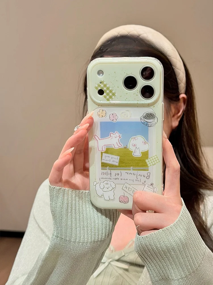 スマホに貼るカードケースは、本当に必要なの？