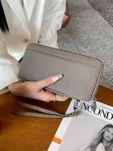 本革製 長財布【大容量・シンプルデザイン・スマホ収納可・女性用】