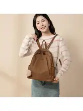 大容量バックパック【女性用・軽量・シンプルデザイン・旅行や大学生活に最適】